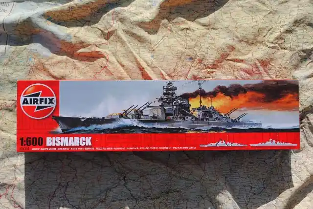 Airfix A04204 BISMARCK Op = Op